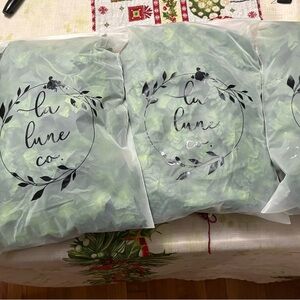 La Lune Co. Green Packaging Vines